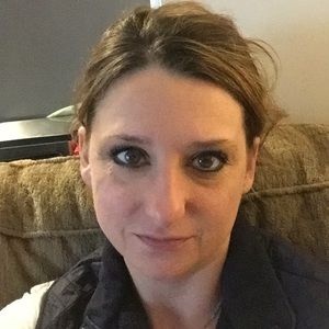 Meet your Posher, Leanne